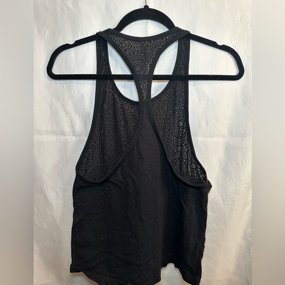 Fabletics Razorback Tank - Picture 3 of 3